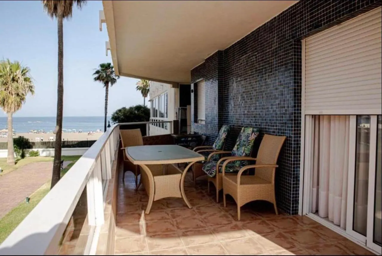 Apartamento Pez Espada 1ª Línea Playa y Parking Incluido Torremolinos